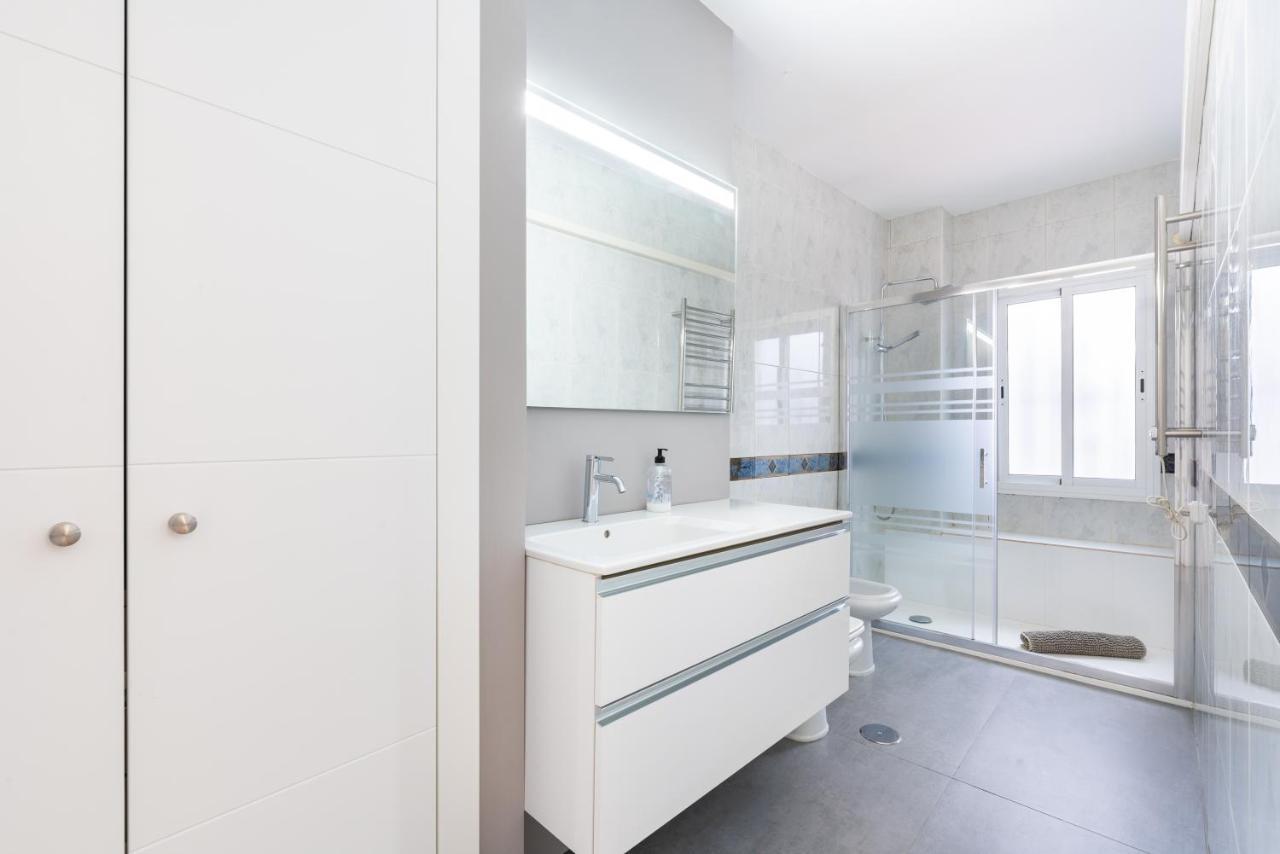 Ferienwohnung Plaza Del Teatro Málaga Exterior foto